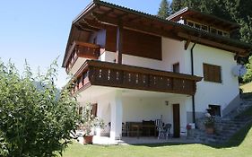 Apartment Bials 1